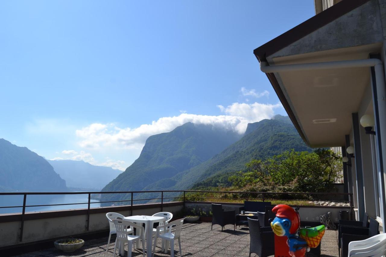 Appartamenti Lago Di Como Valbrona Bagian luar foto