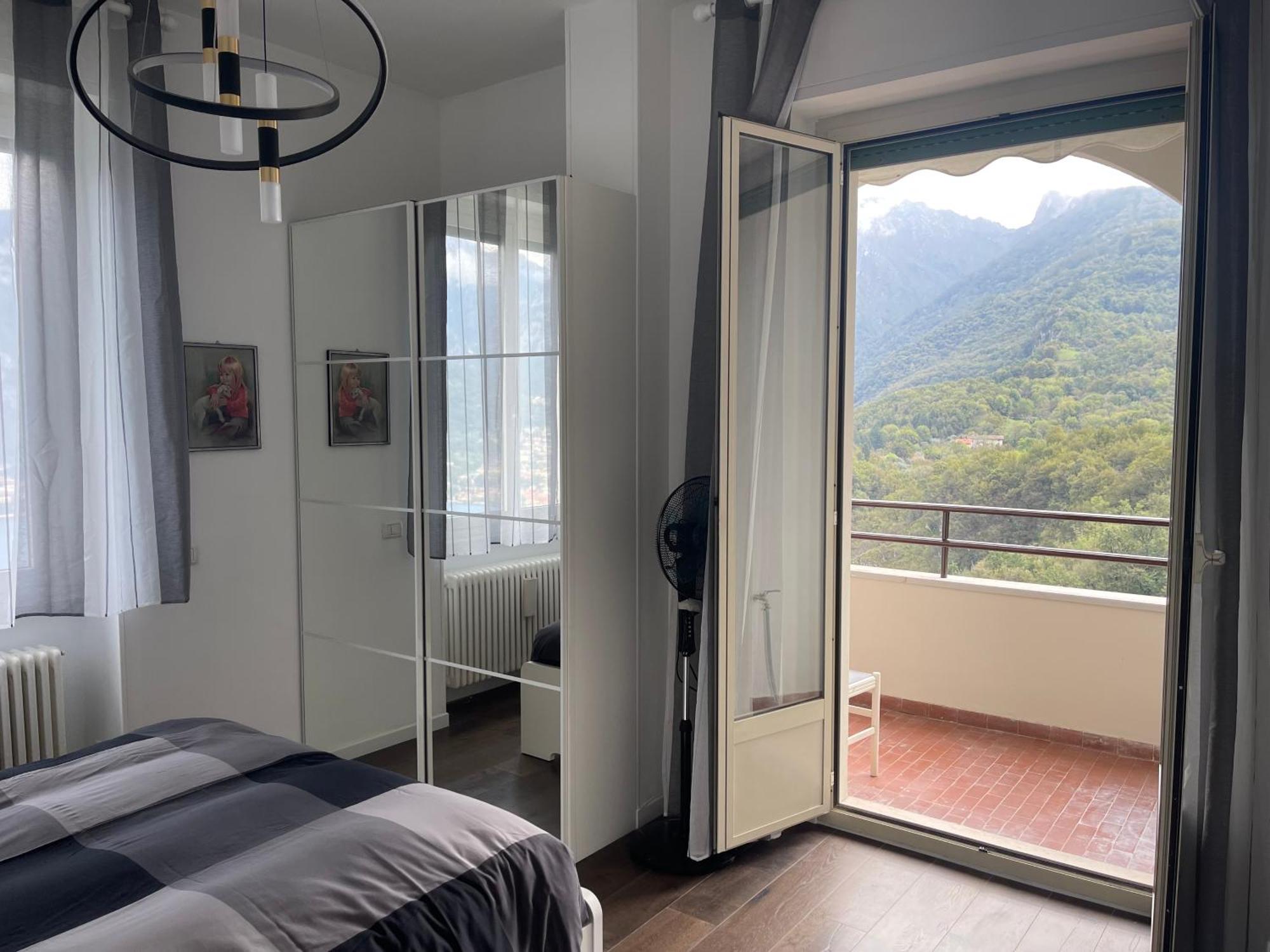 Appartamenti Lago Di Como Valbrona Bagian luar foto